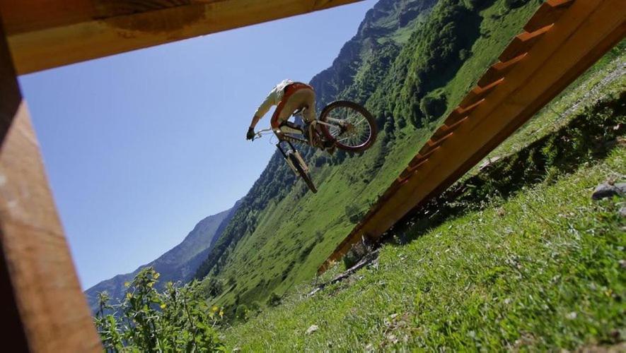 Appart Montagne 3 Etoiles Saint-Lary Station סן-לארי-סולאן מראה חיצוני תמונה